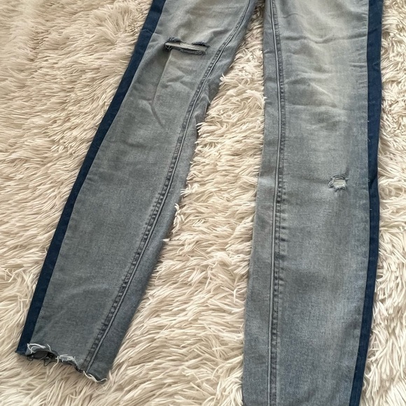 Spanx Distressed Skinny Jeans Pull On - Tonal Tuxedo Side Stripe - Size XS - Picture 4 of 7